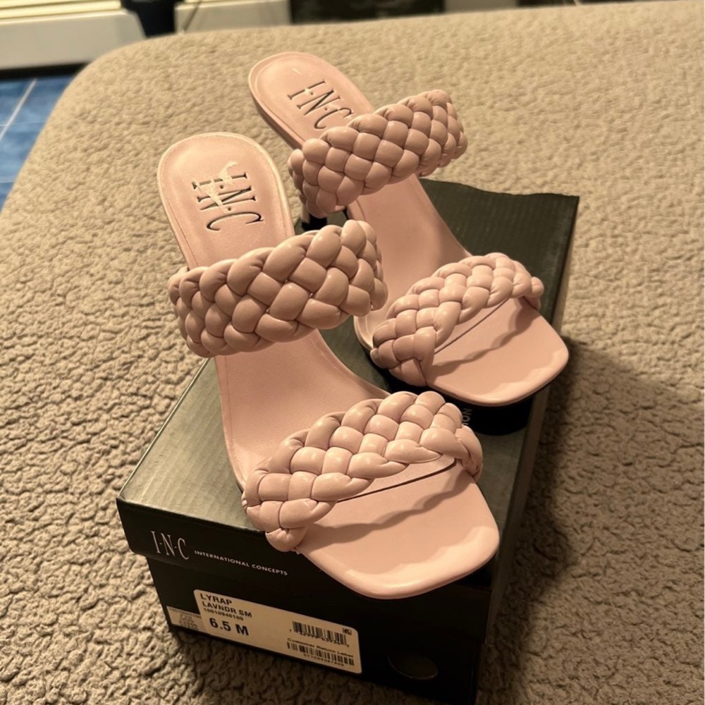 Lyrap heel